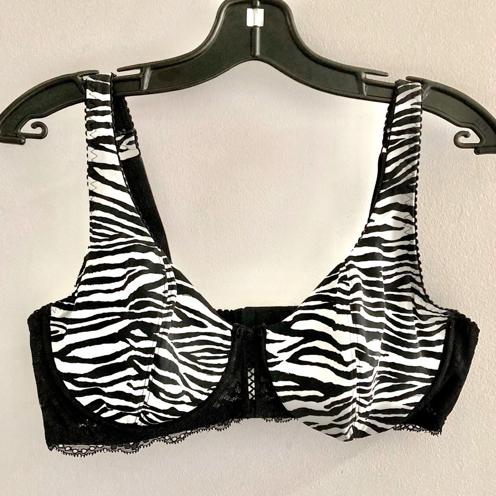 Intimates | New Zebra Pattern Bra